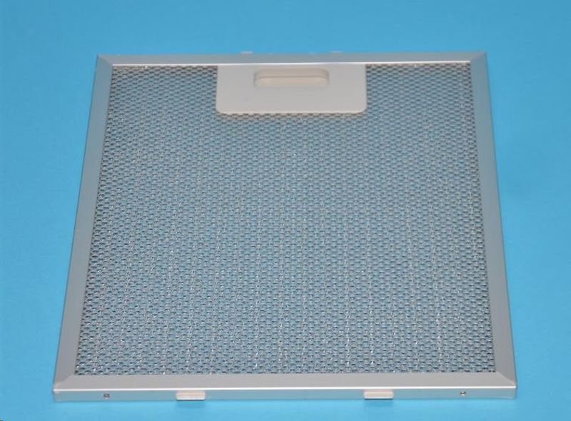 Metallfilter. L: 24,9cm. B: 22,2cm.